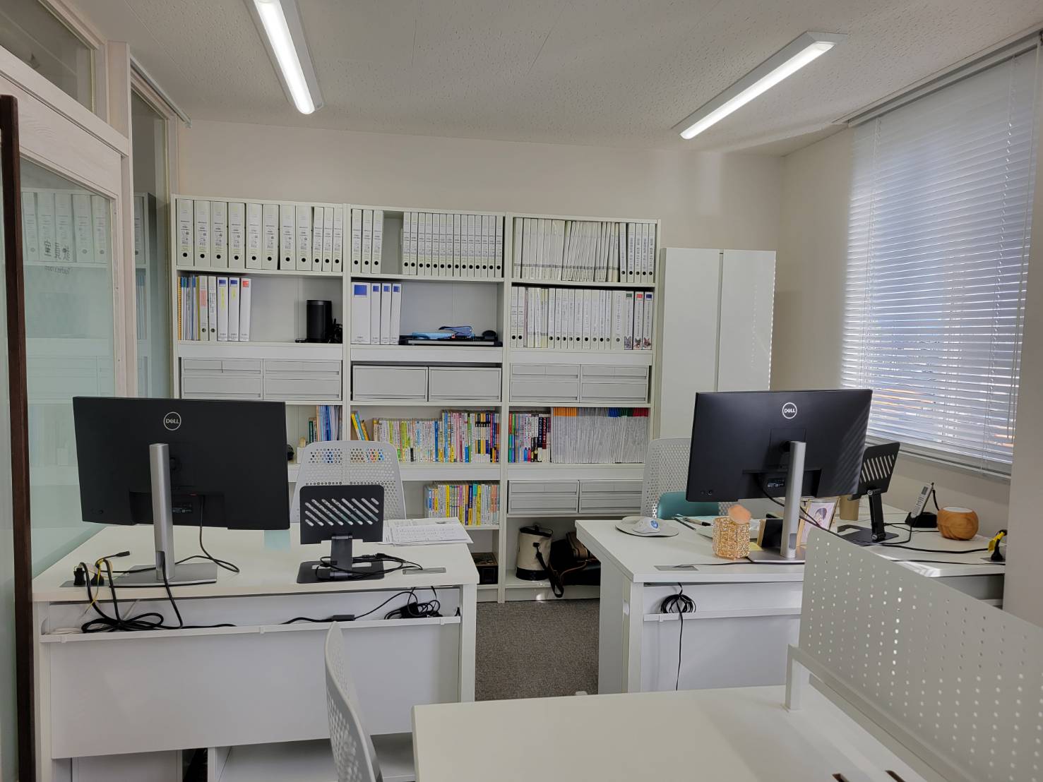 国際ビジネス日本語学校 教務主任事務所